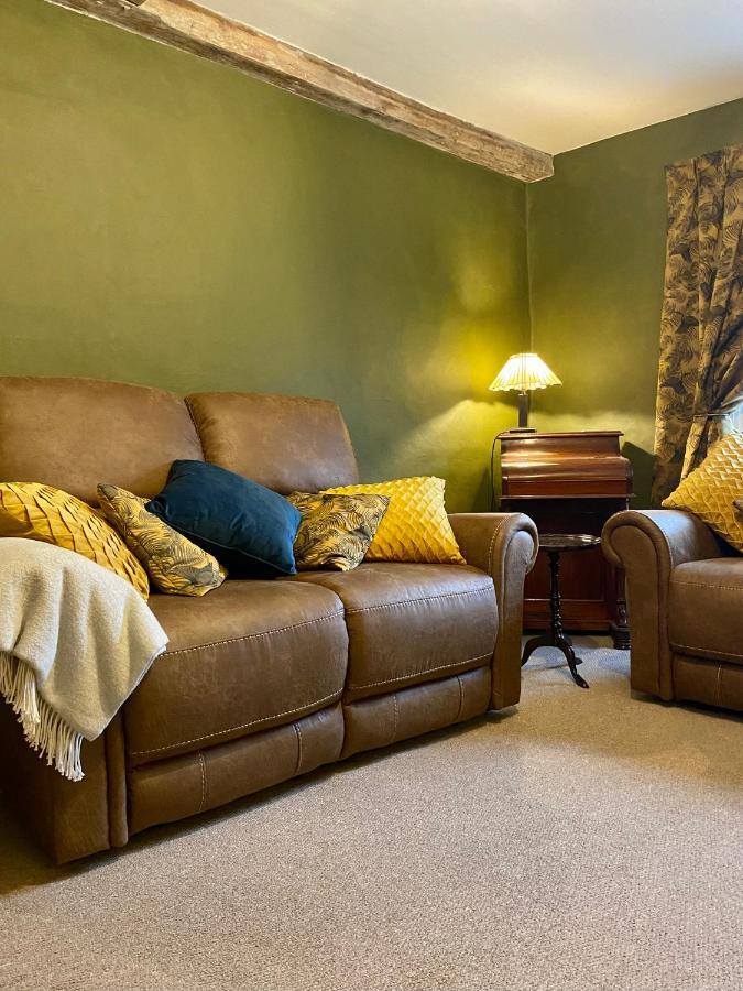 Stunning 2 Bedroom Flat In A Central Location New Alresford Exterior photo